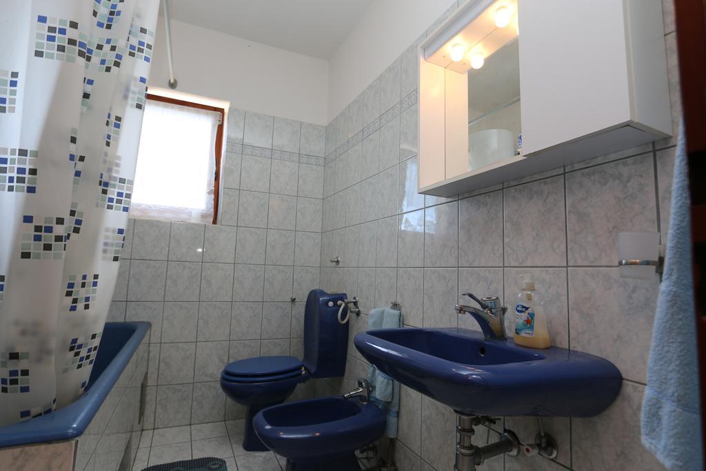Apartment Josip Рисика Экстерьер фото