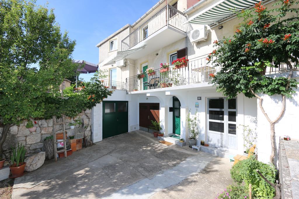 Apartment Josip Рисика Экстерьер фото